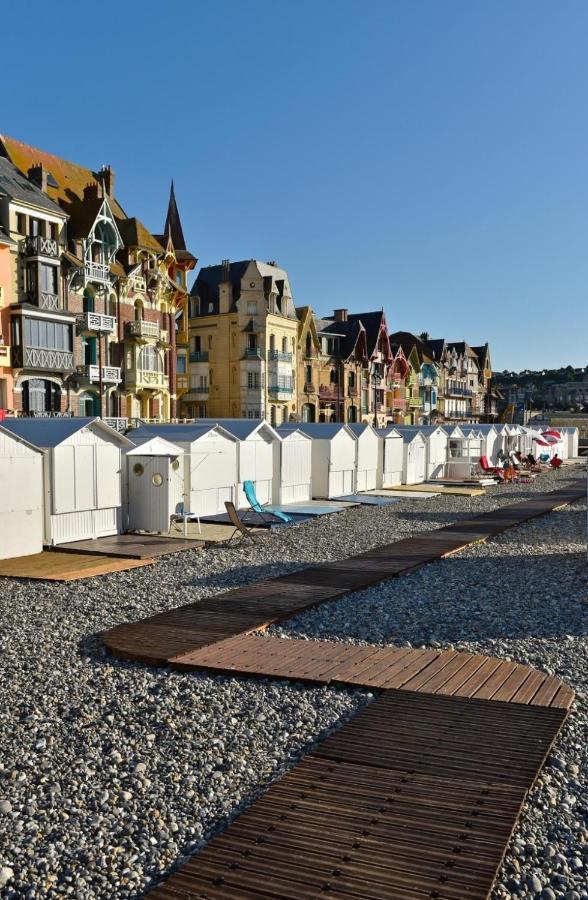 Отель Bienvenue Chez Anais ! Biville-sur-Mer Экстерьер фото